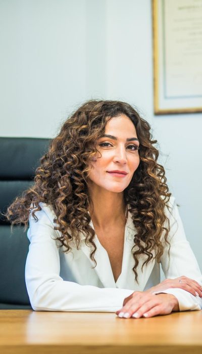 Dr.Moustaki_Social_-47